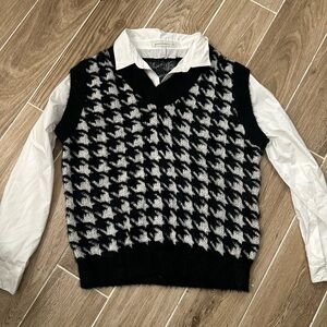 Black and white patterned Sweater Vest Long Sleeve